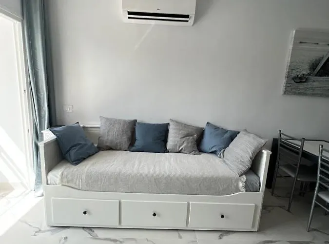 Sweet Paradise Hotel